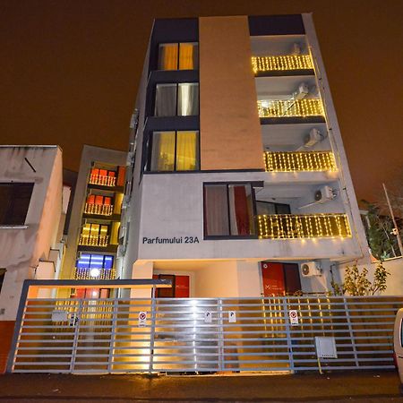 Shabbat Apartments Boekarest Buitenkant foto