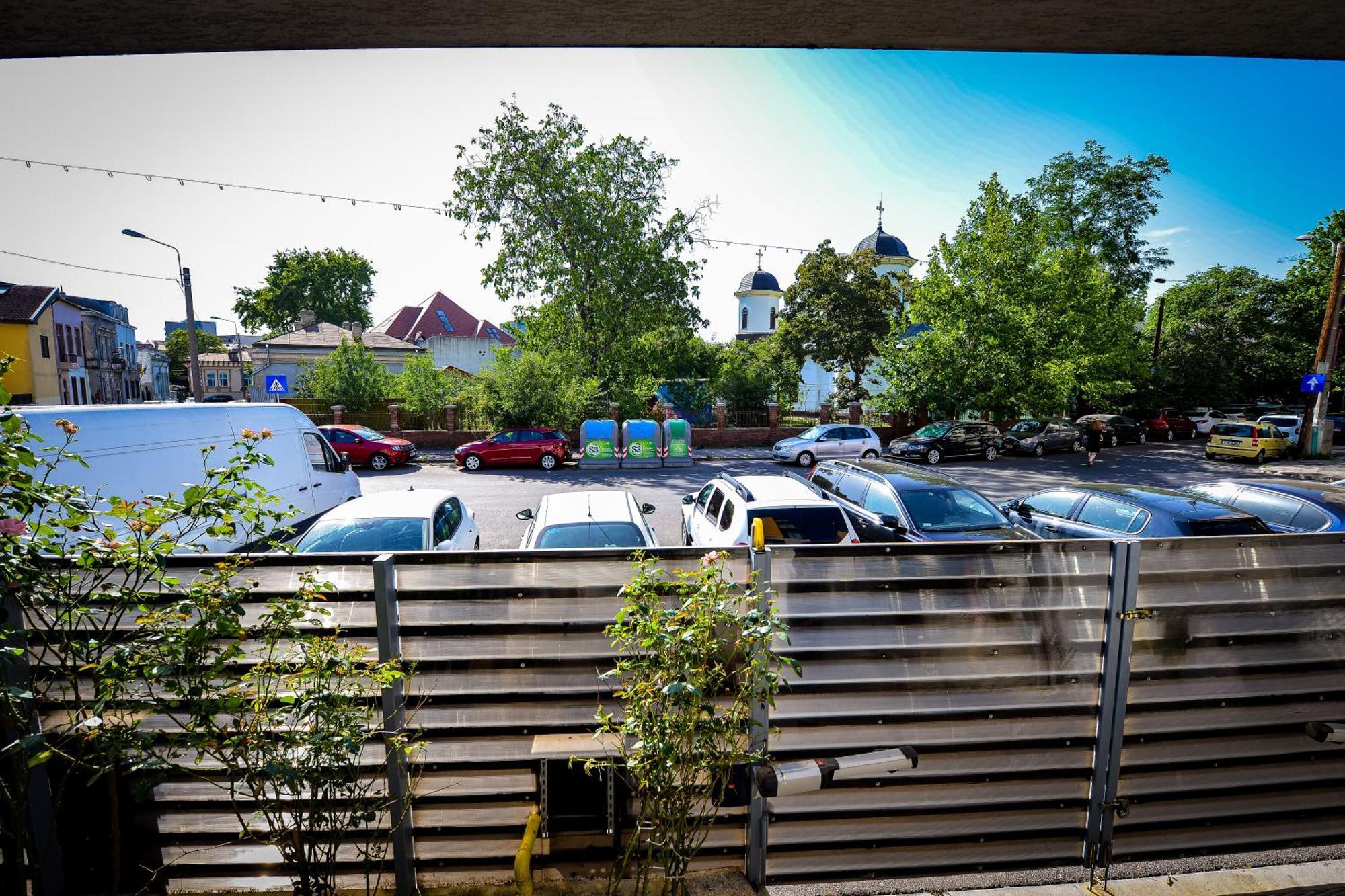 Shabbat Apartments Boekarest Buitenkant foto